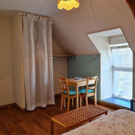 Ferme Renovee Au Calme - 4 Chambres, Petit-Dejeuner Inclu - Fr-1-590-450 Cravant  Экстерьер фото